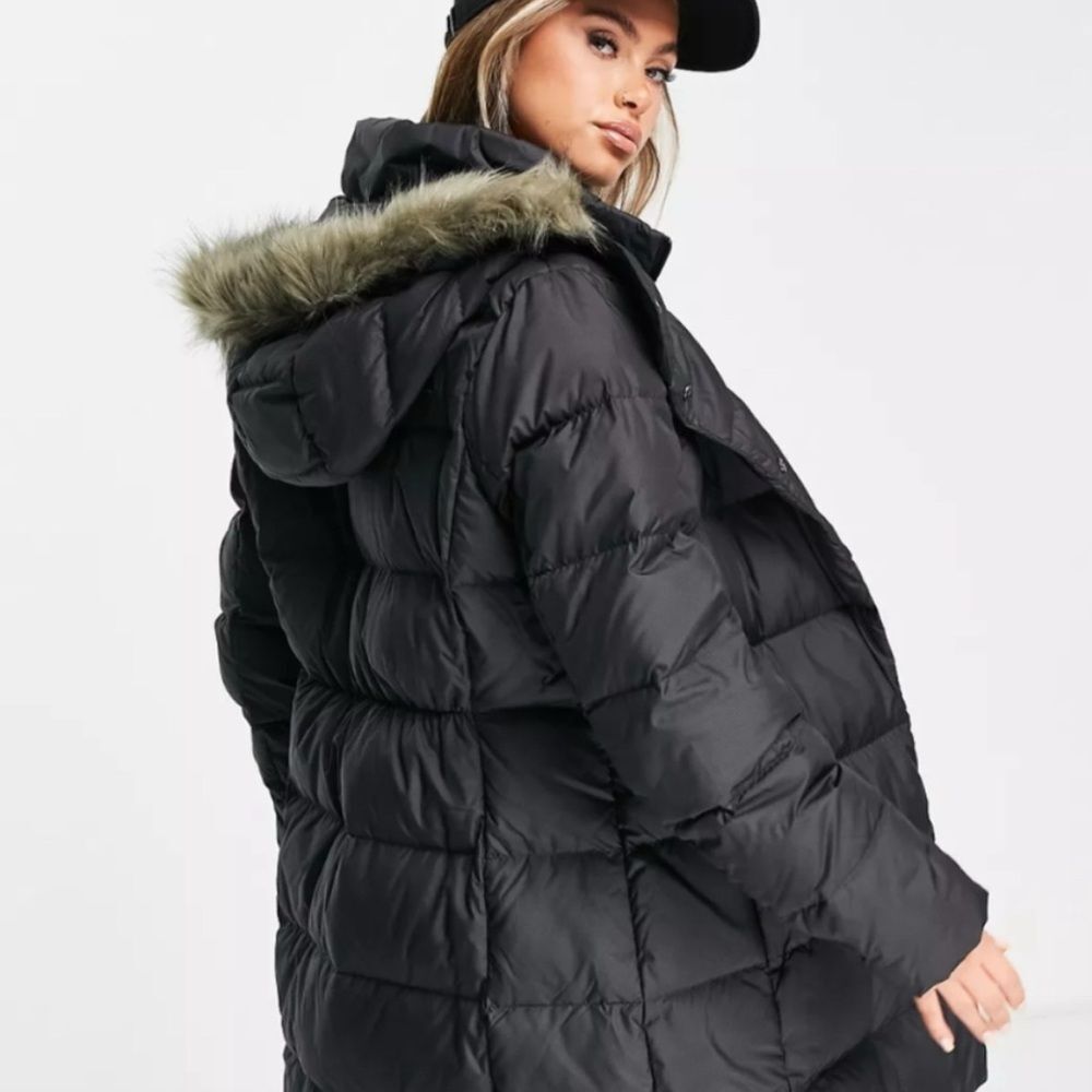 The North Face black winter puffer jacket with fur hood size XS